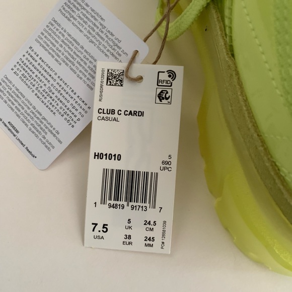 Cardi B Reebok - Picture 5 of 9